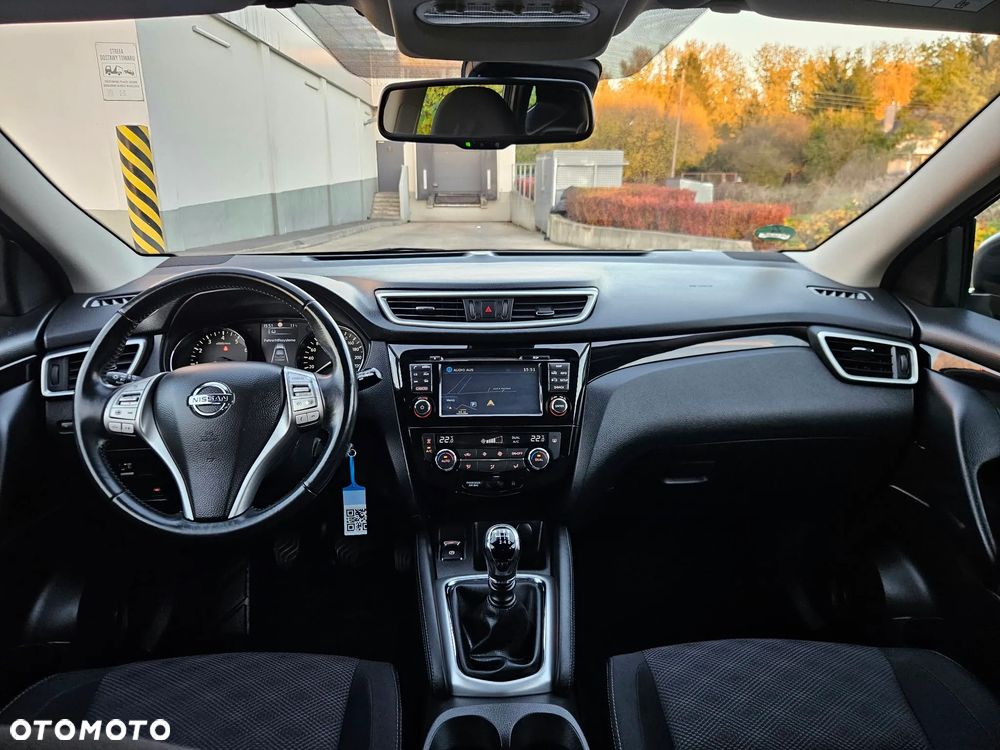 Nissan Qashqai 1.6 DIG-T Tekna+ - 17