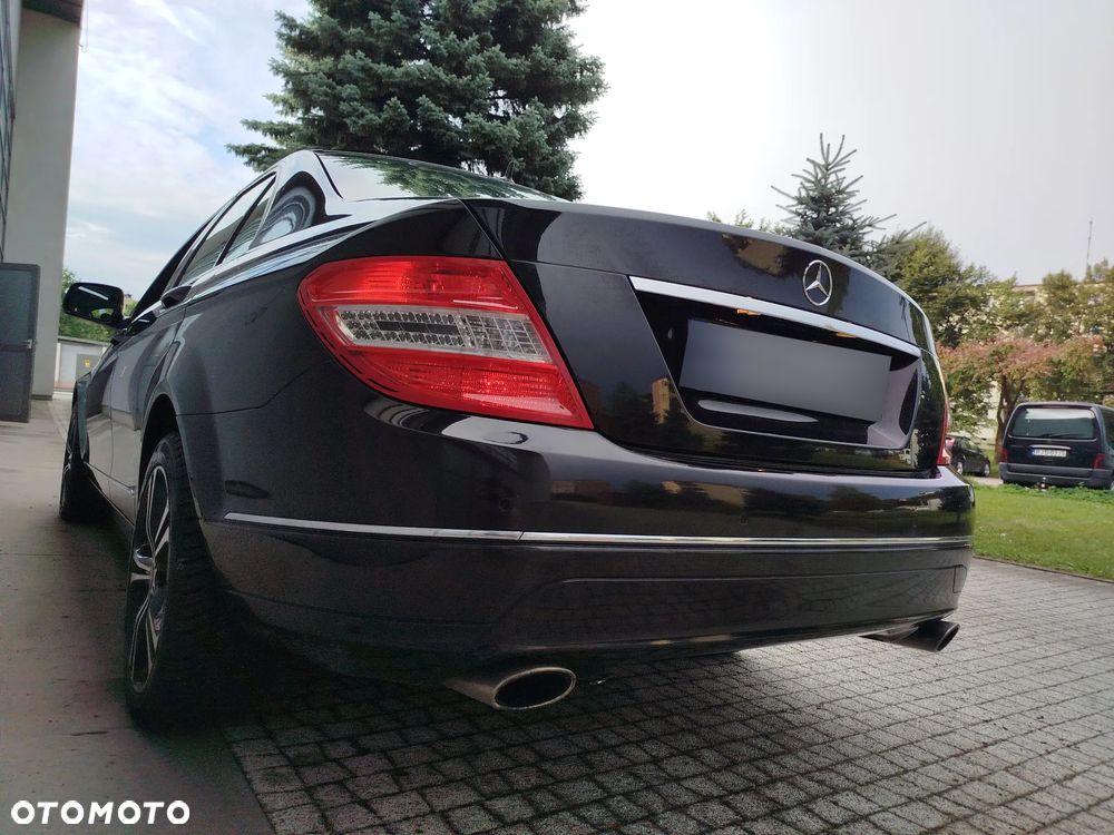 Mercedes-Benz Klasa C 350 7G-TRONIC Avantgarde - 37