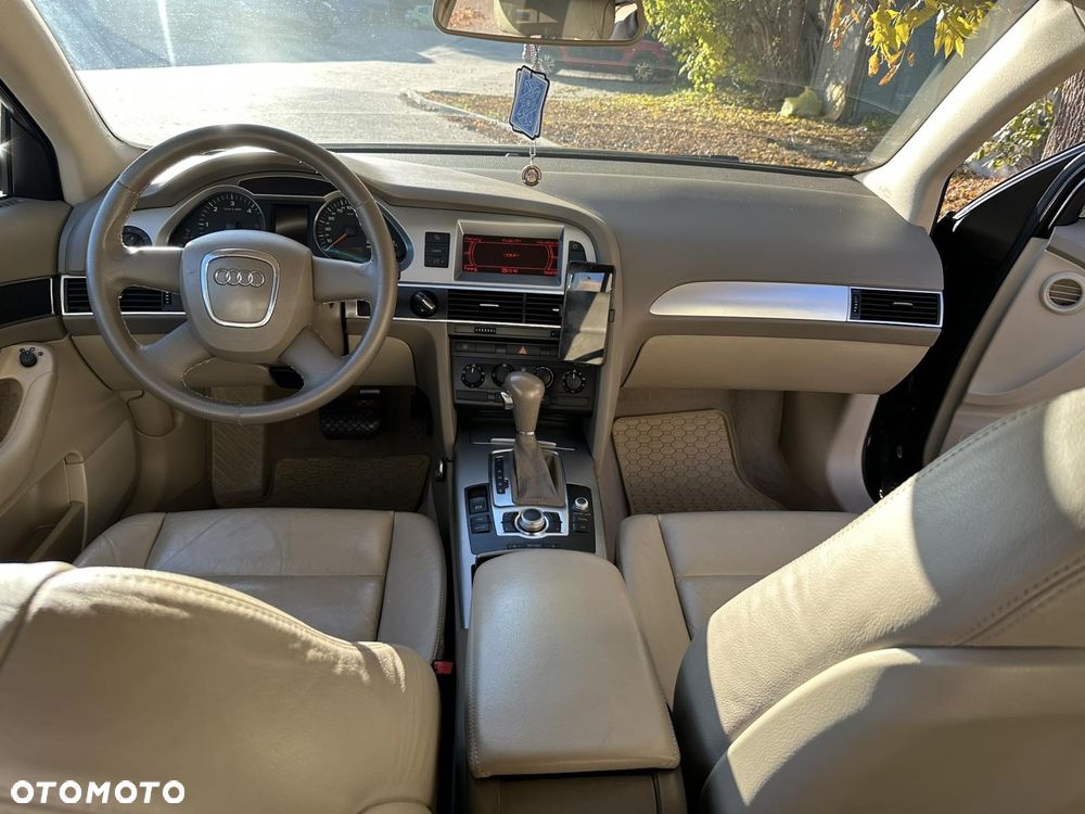 Audi A6 Avant - 4