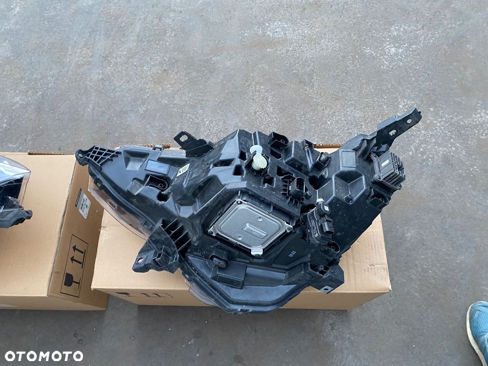 RENAULT Arkana kompletne lampy  Z DEMONTAŻU KOMPLETNE  LAMPY PRZEDNIE REFLEKTORY LAMPA PRZEDNIA LEWA prawa Reflektor LEWY prawy PRZÓD FULL LED  LEDOWY  EUROPA FULLLED lewa prawa 260602566R   260102483R Wwa - 9