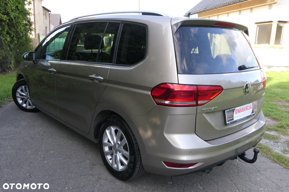 Volkswagen Touran 2.0 TDI BMT Highline DSG - 5