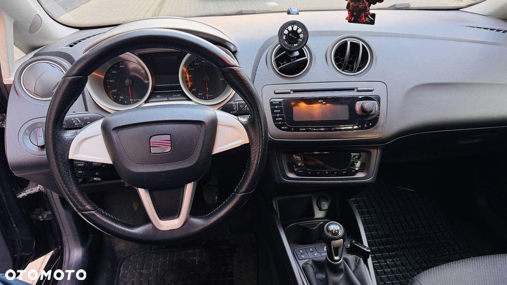 Seat Ibiza 1.6 16V Sport Edition - 12