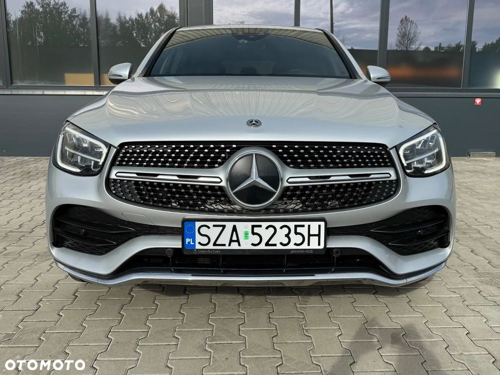 Mercedes-Benz GLC 200 d 4Matic 9G-TRONIC AMG Line Plus - 9