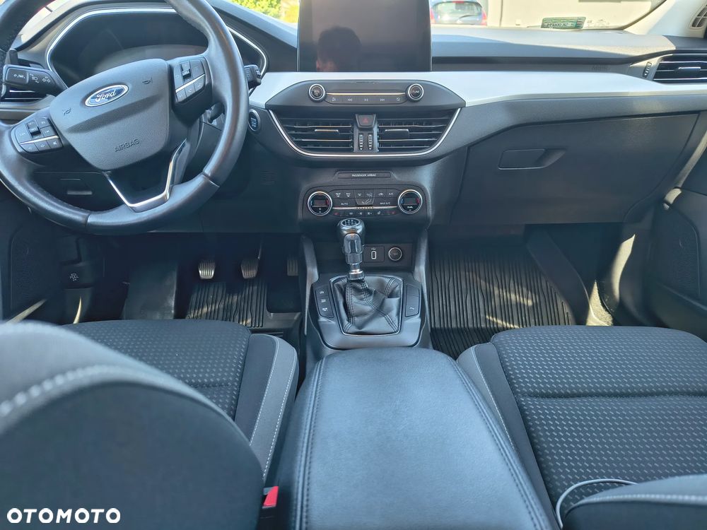 Ford Focus 1.0 EcoBoost Trend Edition Business - 6