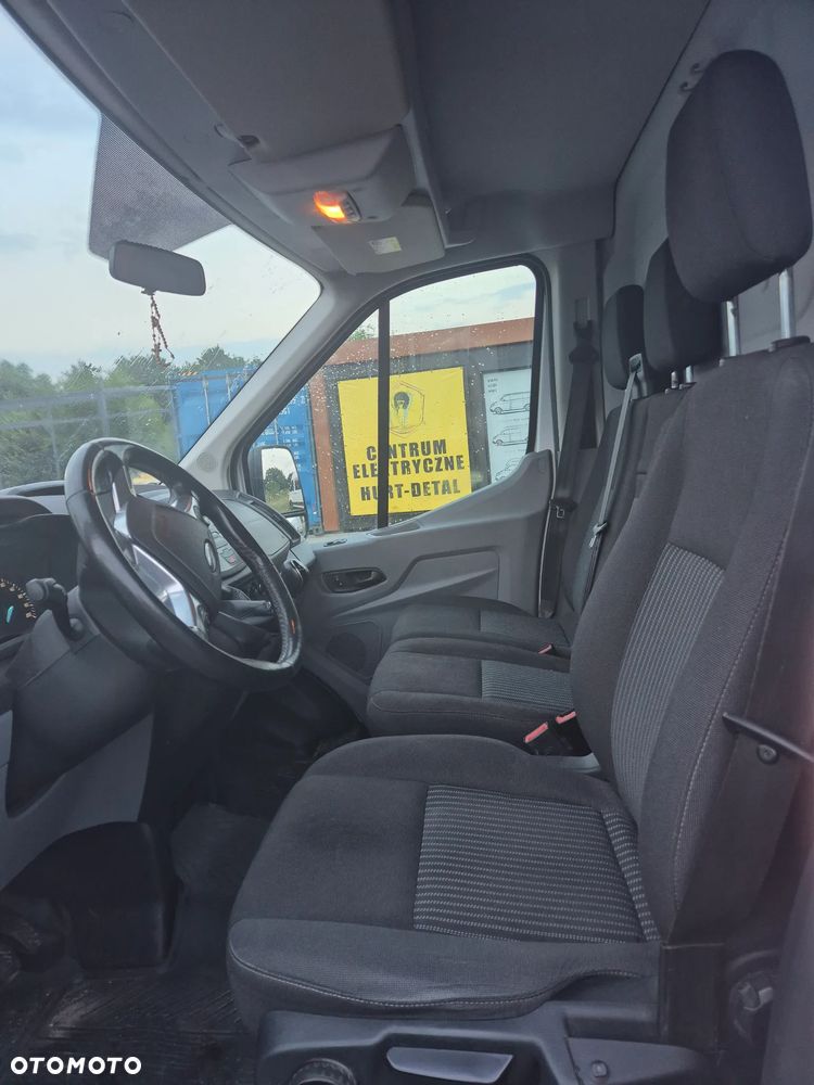 Ford TRANSIT - 12