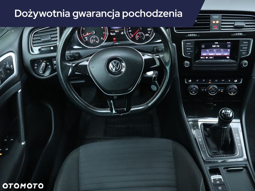 Volkswagen Golf - 9