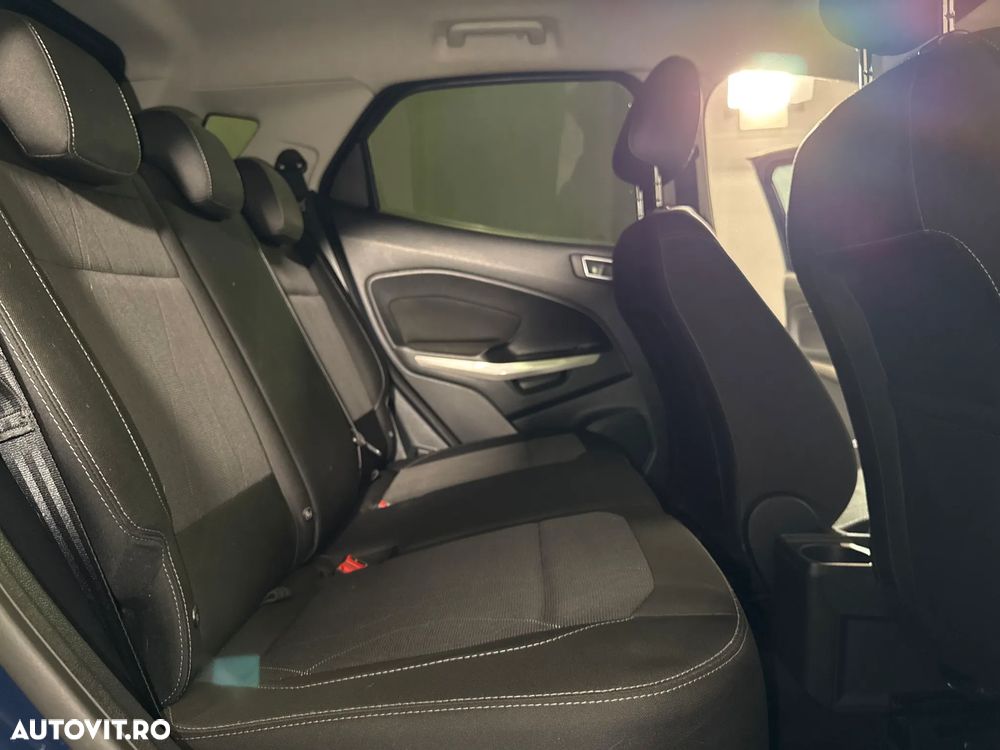 Ford EcoSport - 13