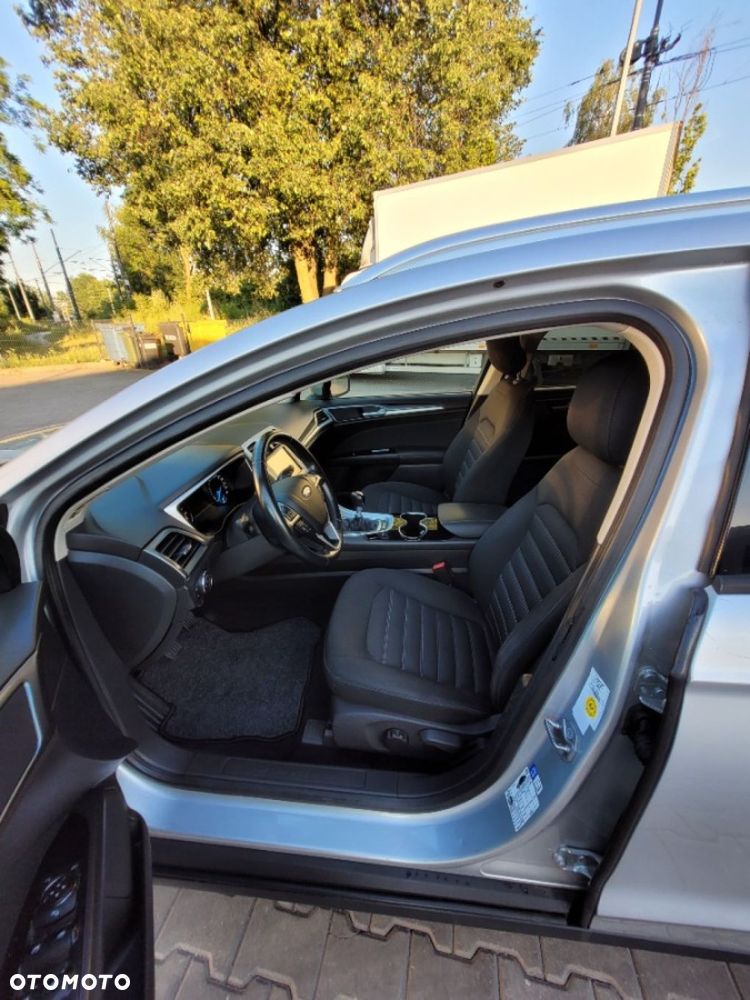 Ford Mondeo 2.0 TDCi Ambiente - 13