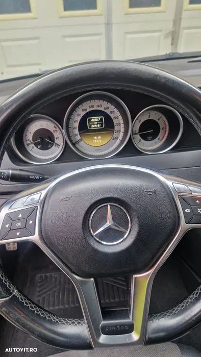 Mercedes-Benz C - 7