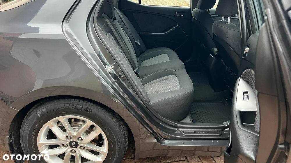 Kia Optima 2.0 CVVL Attract - 25