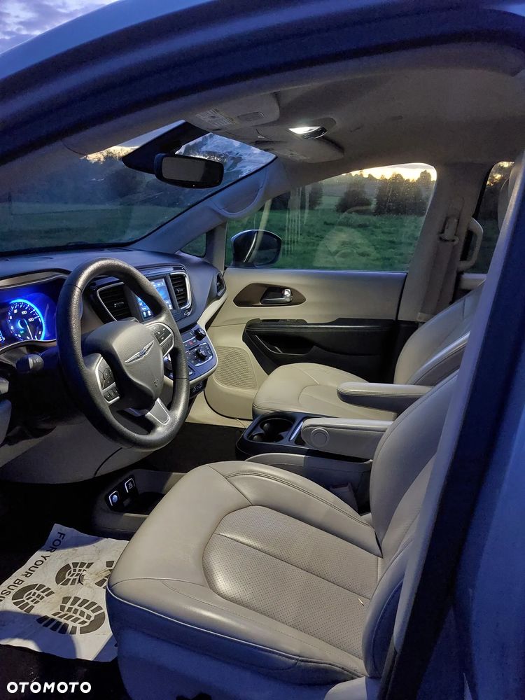 Chrysler Voyager - 14