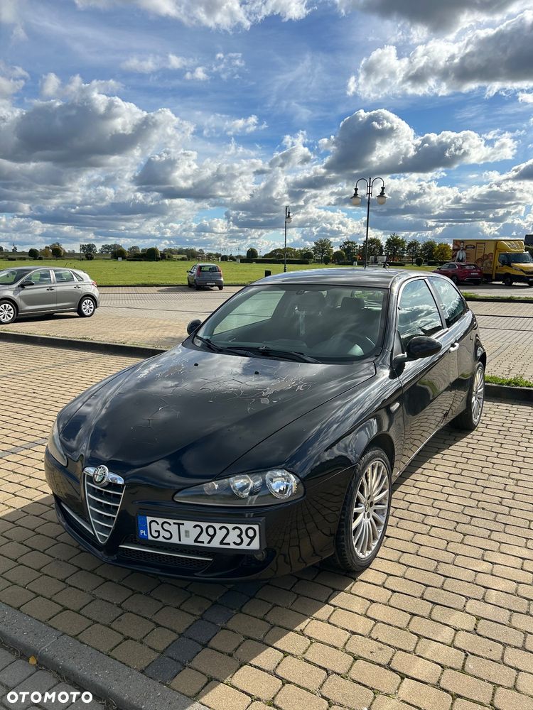 Alfa Romeo 147 - 1