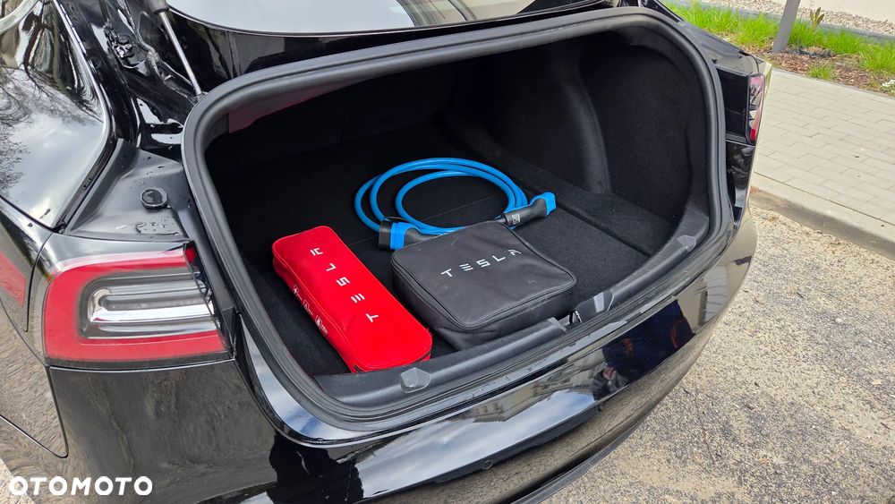 Tesla Model 3 Standard Range Plus - 14