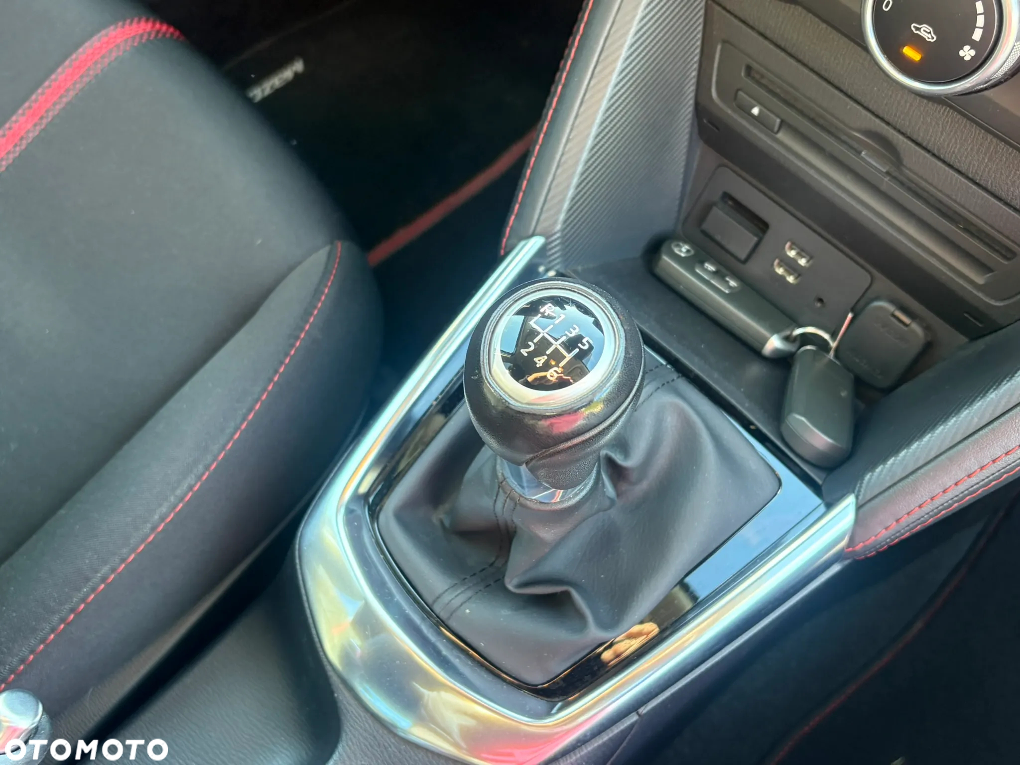 Mazda 2 SKYACTIV-D 105 Exclusive-Line - 17