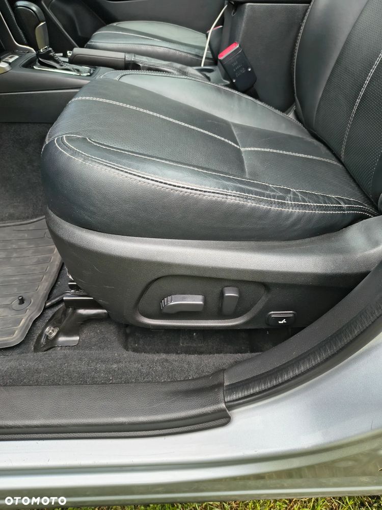 Subaru Forester 2.0 XT Platinum Lineartronic - 12