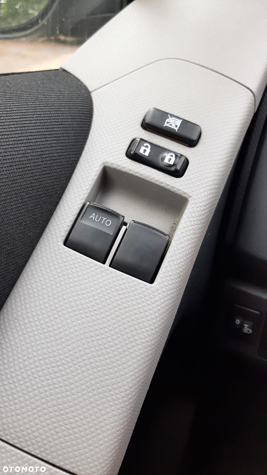 Toyota Yaris 1.33 2010 - 19