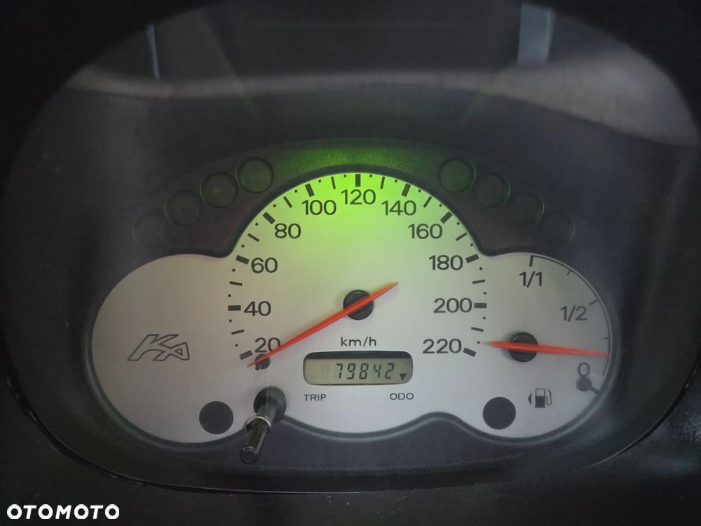 Ford KA Standard - 12