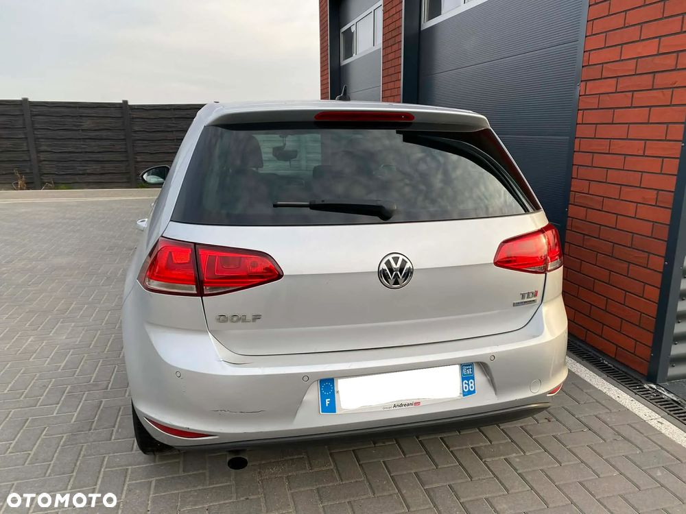 Volkswagen Golf 1.6 TDI BlueMotion Technology DSG Comfortline - 4