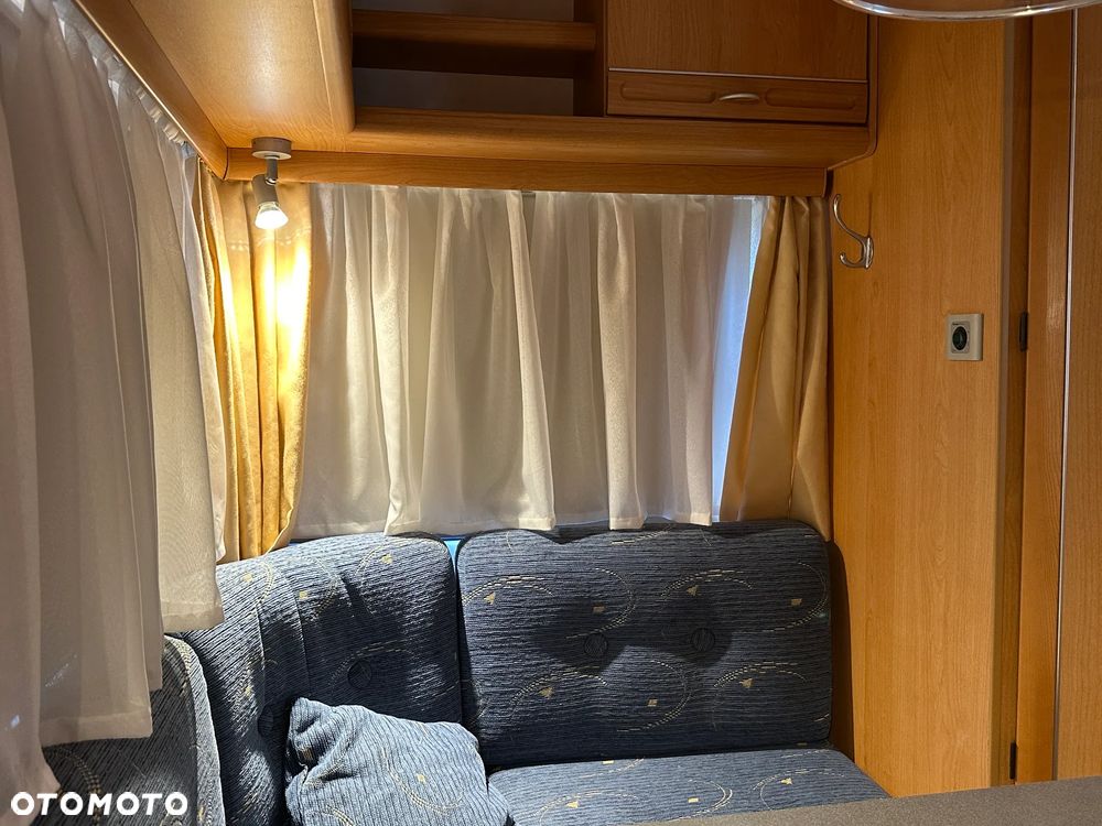 Adria UNICA 462 LU z napędem, markizą i bagażnikiem na rowery. - 17