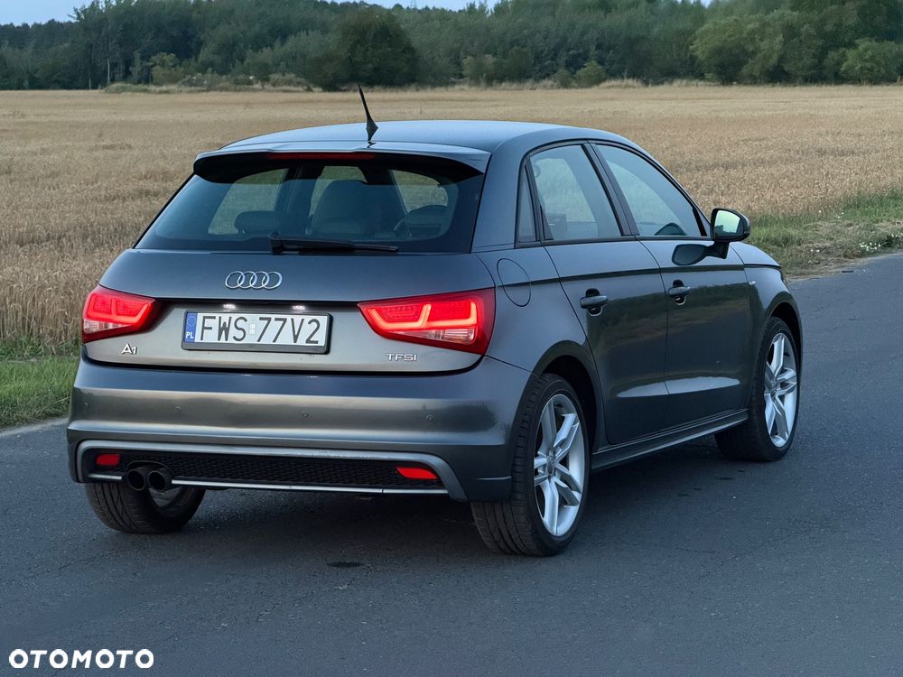 Audi A1 Sportback 1.4 TFSI S tronic S line edition - 9