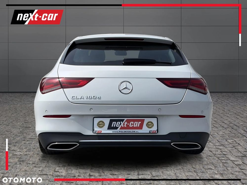 Mercedes-Benz CLA 180 d Progressive 8G-DCT - 5