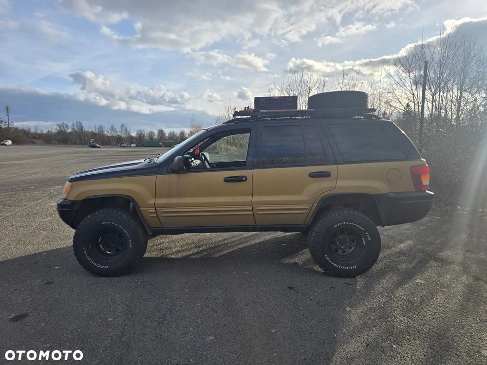 Jeep Grand Cherokee - 10
