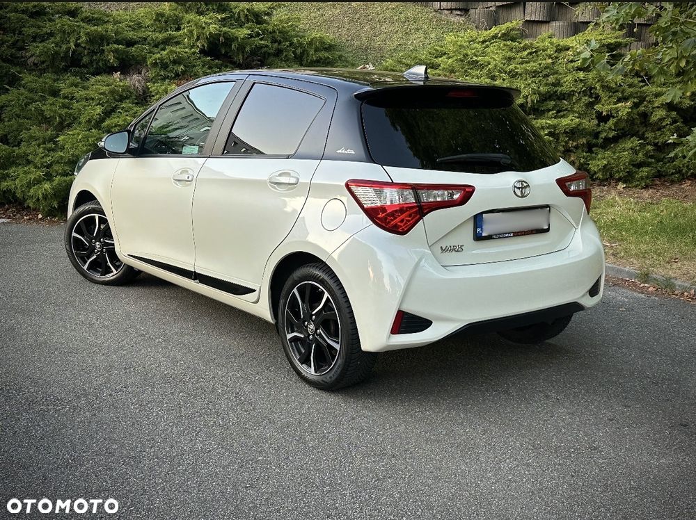 Toyota Yaris 1.5 Selection - 4