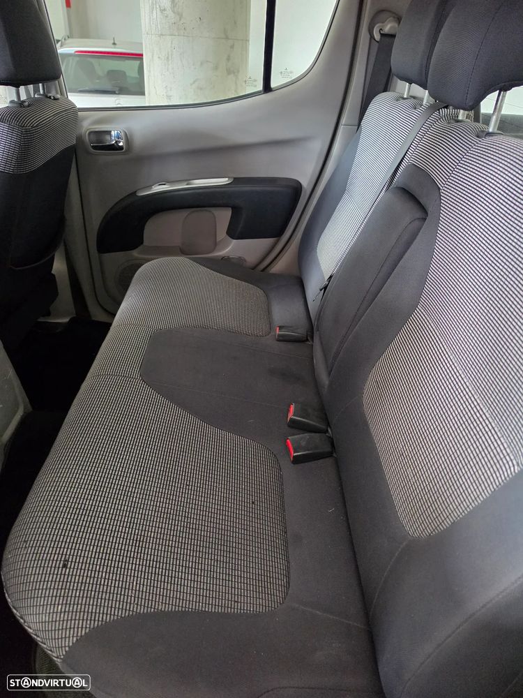 Mitsubishi L200 2.5 DI-D CD Invite+ AC/ABS 4WD - 8