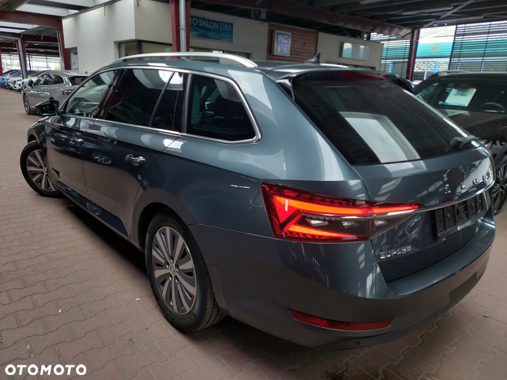 Skoda Superb 2.0 TDI SCR Active DSG - 7