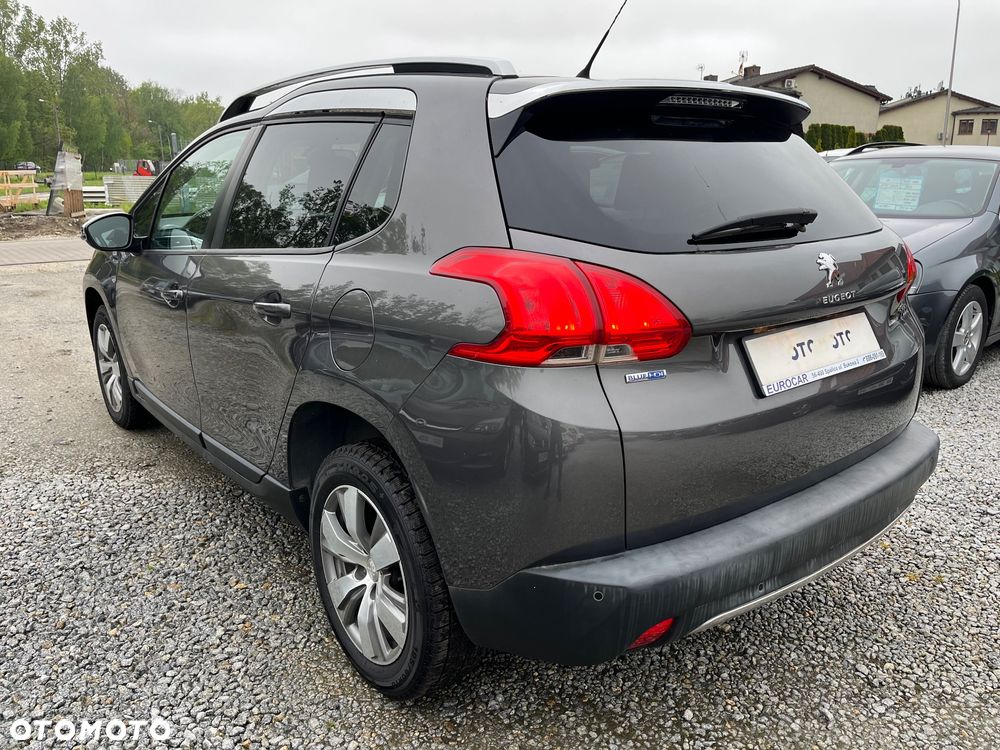 Peugeot 2008 Blue-HDi FAP 100 STOP & START Style - 32