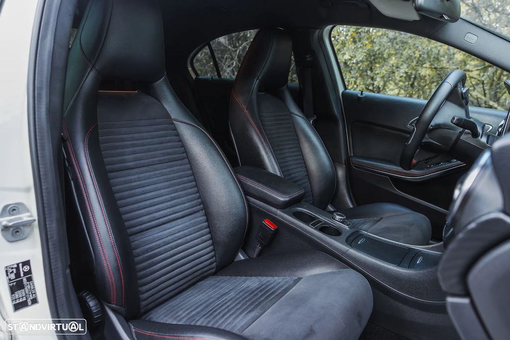 Mercedes-Benz 200 - 9