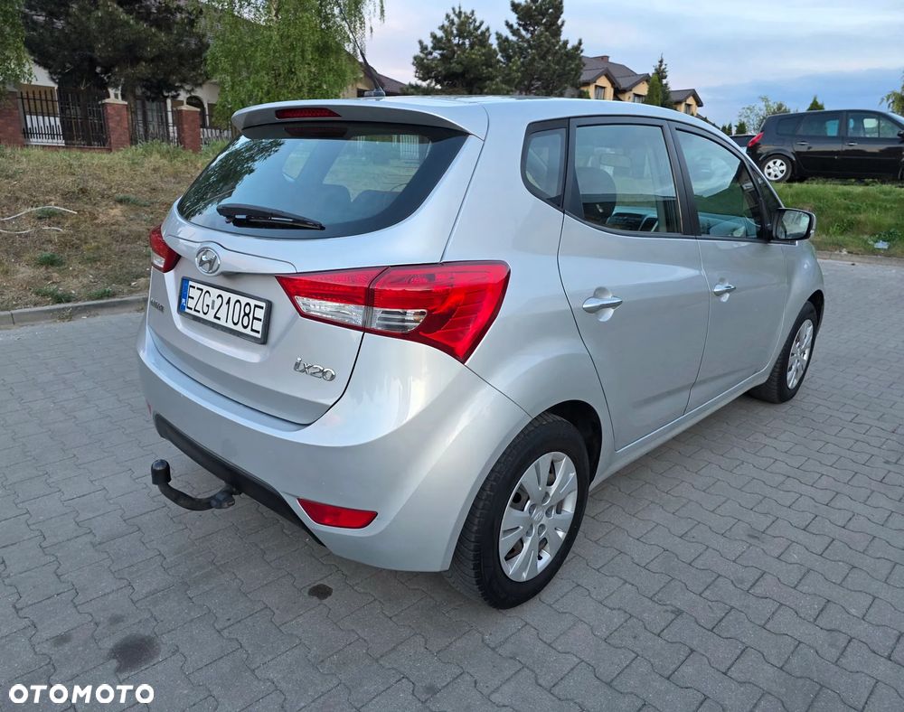 Hyundai ix20 - 4