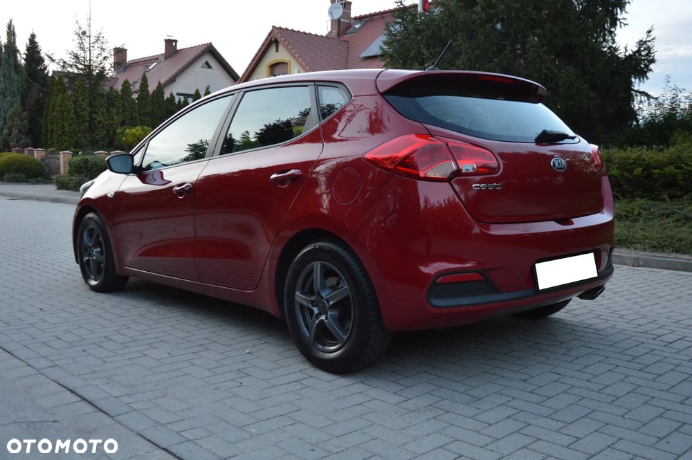 Kia Ceed 1.4 CVVT - 15