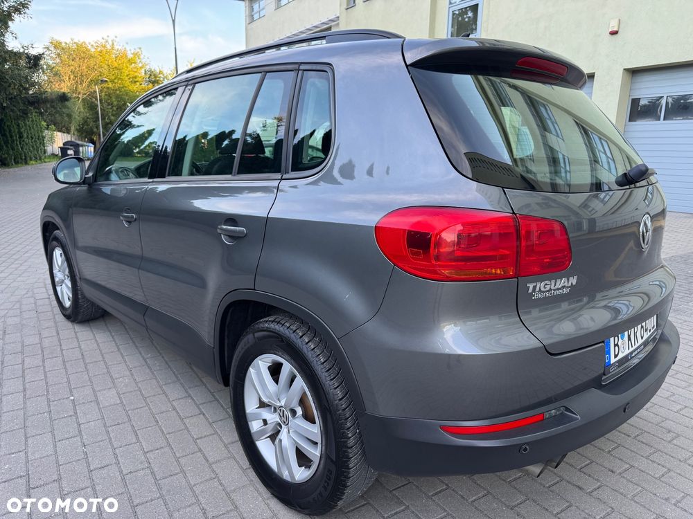 Volkswagen Tiguan - 12