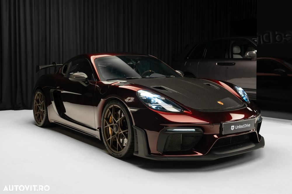 Porsche Cayman GT4 RS - 3