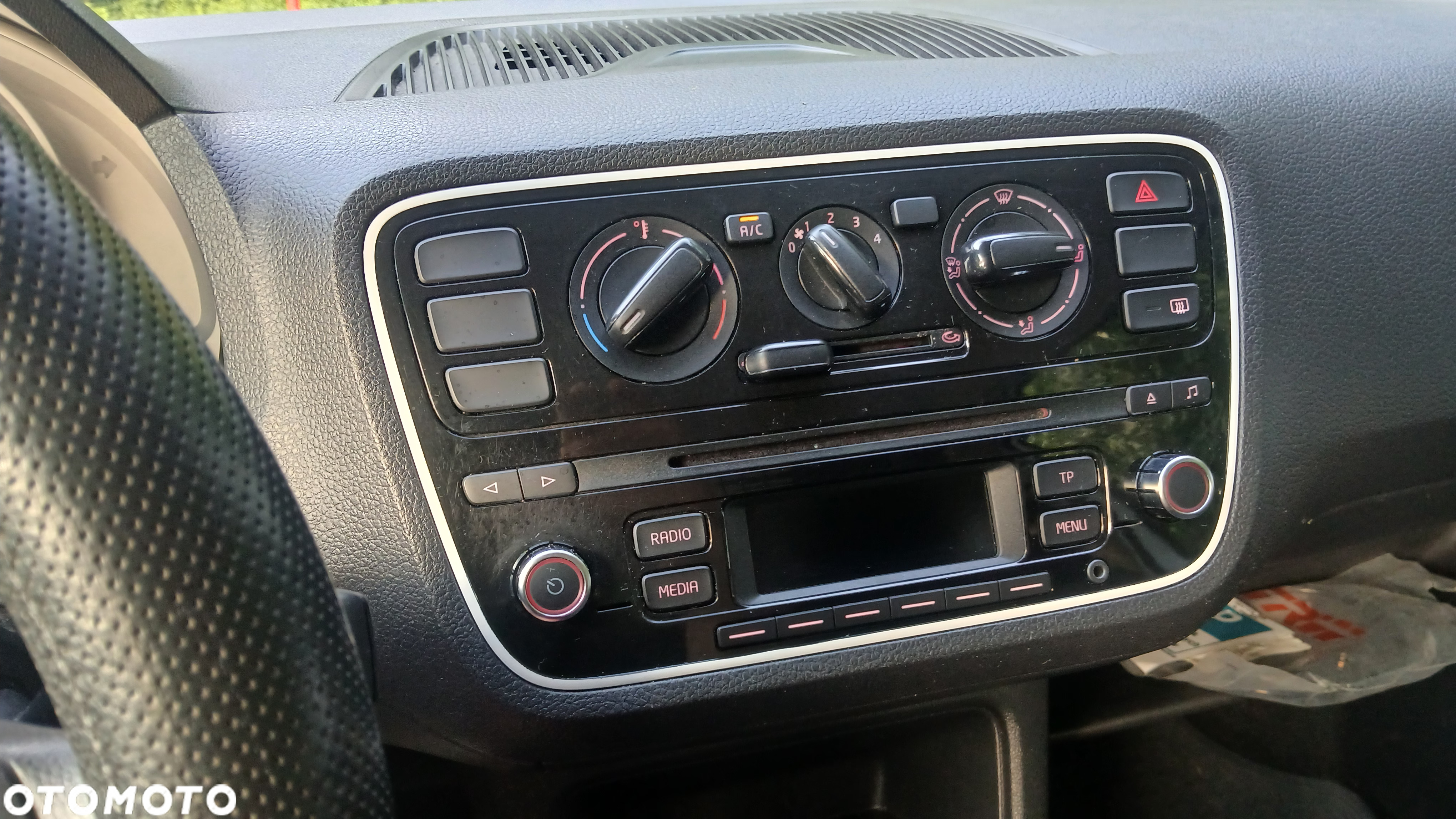 Volkswagen UP - 7