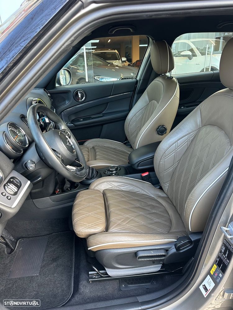 MINI Countryman Cooper SE ALL4 Auto - 9