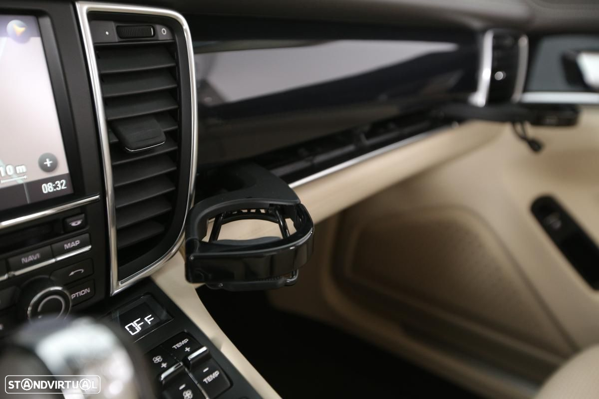 Porsche Panamera S E-Hybrid - 28