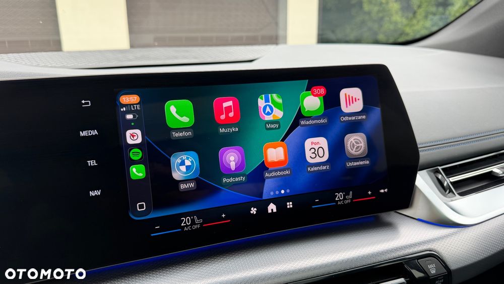 BMW Seria 2 220i - 23