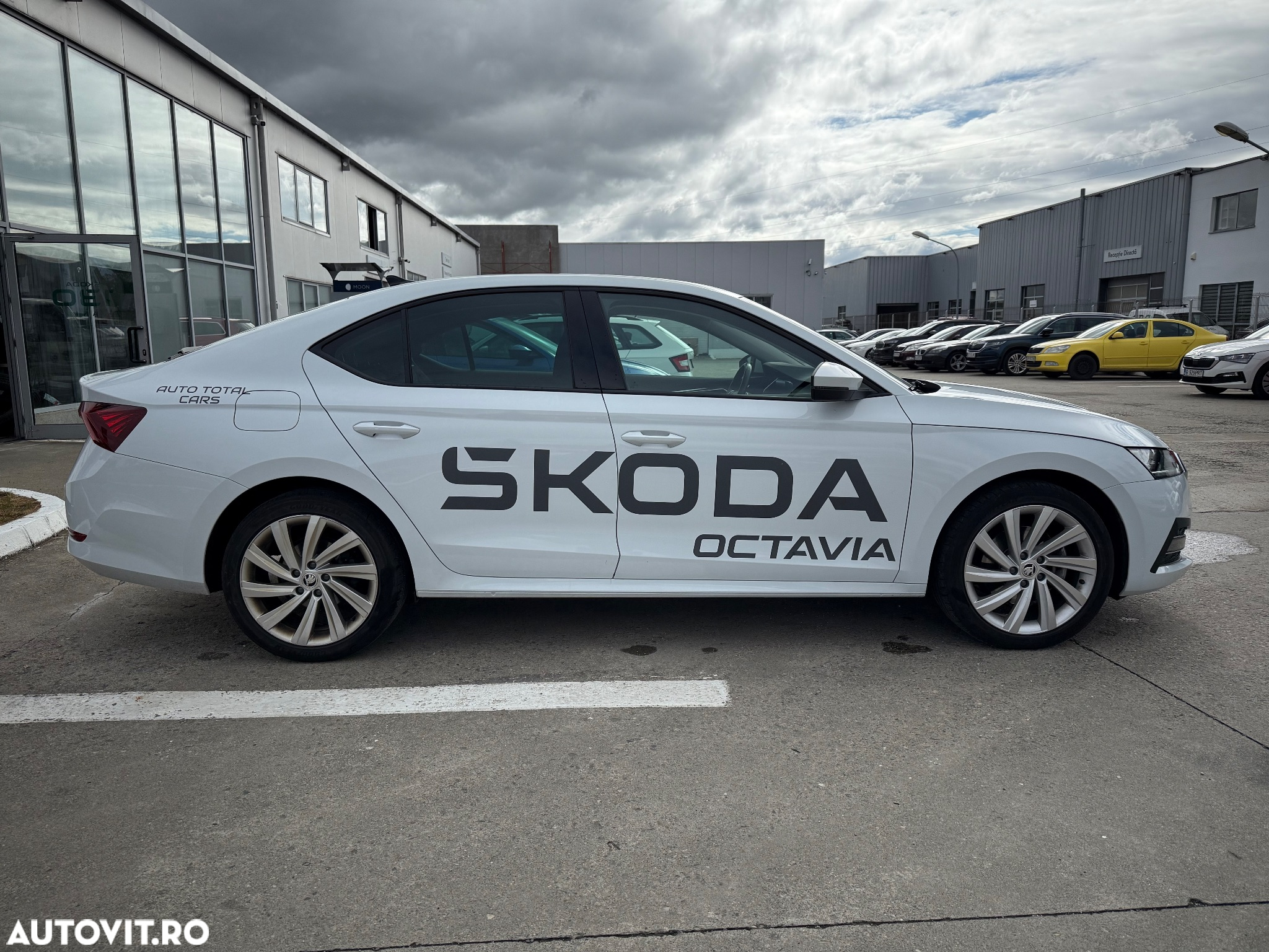 Skoda Octavia 2.0 TDI DSG 4X4 Style - 5