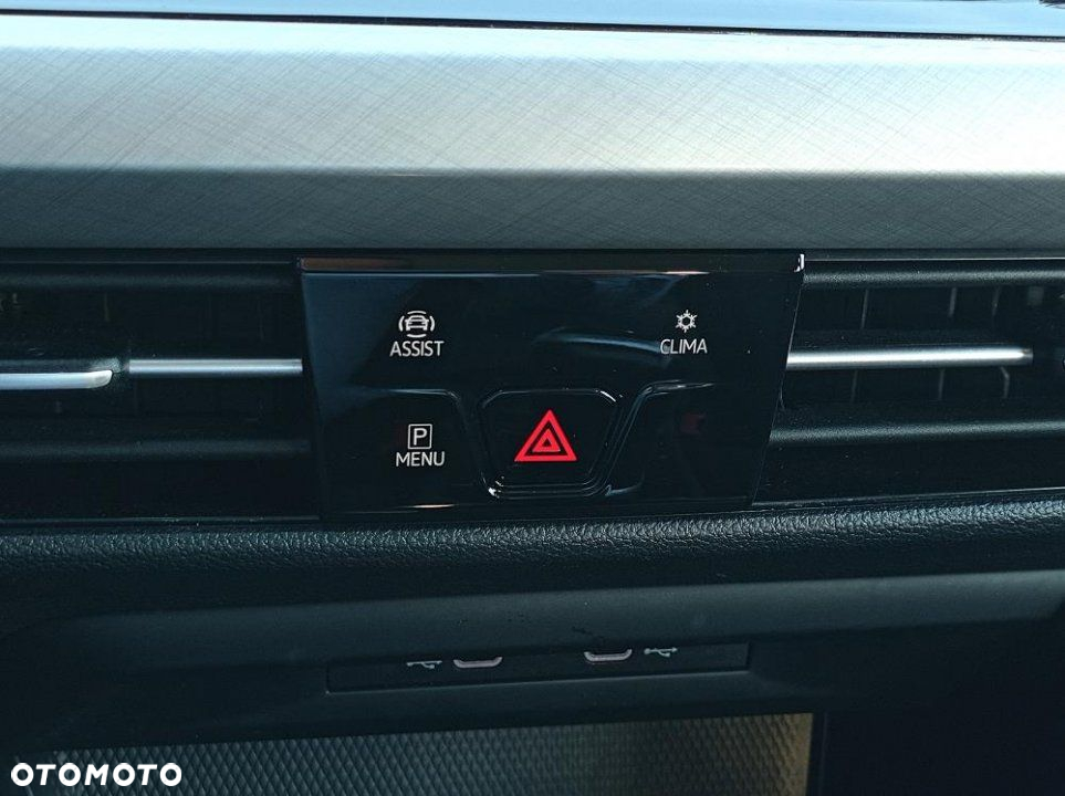 Volkswagen Golf - 26