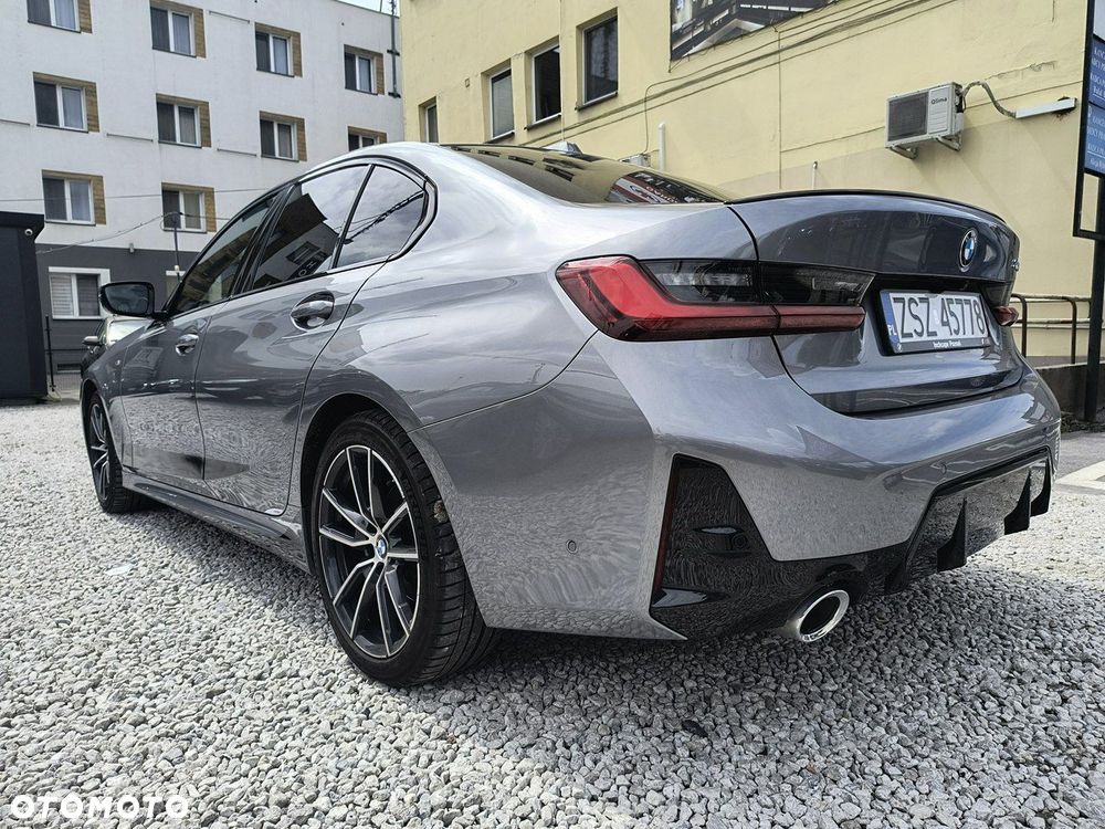 BMW Seria 3 320i Edition M Sport Shadow - 31
