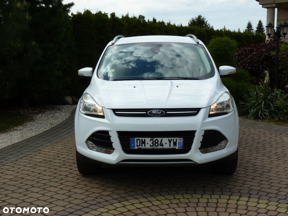 Ford Kuga 2.0 TDCi 2x4 Titanium - 2