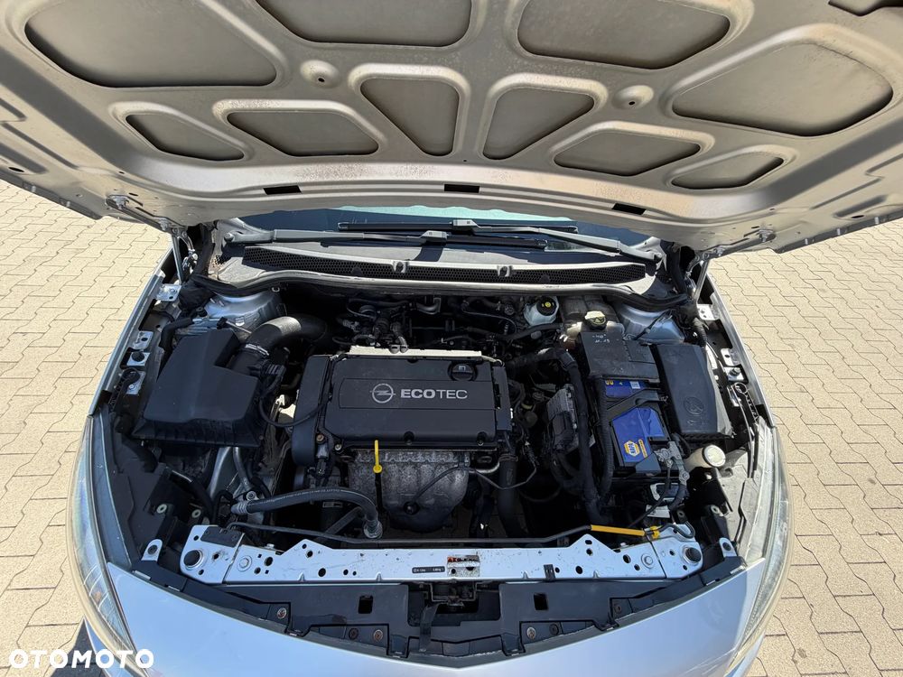 Opel Astra 1.6 - 17