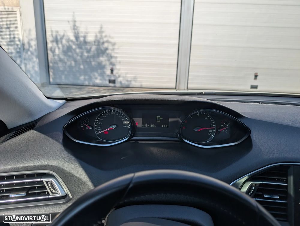 Peugeot 308 SW 1.6 BlueHDi Allure J18 - 23