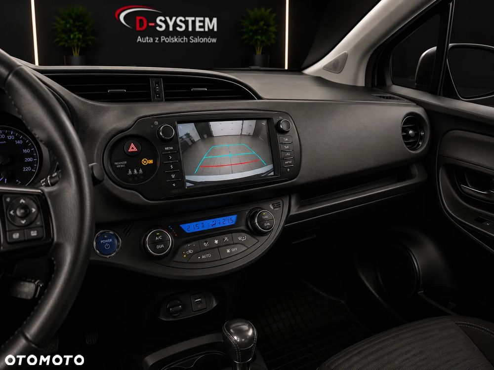 Toyota Yaris - 4