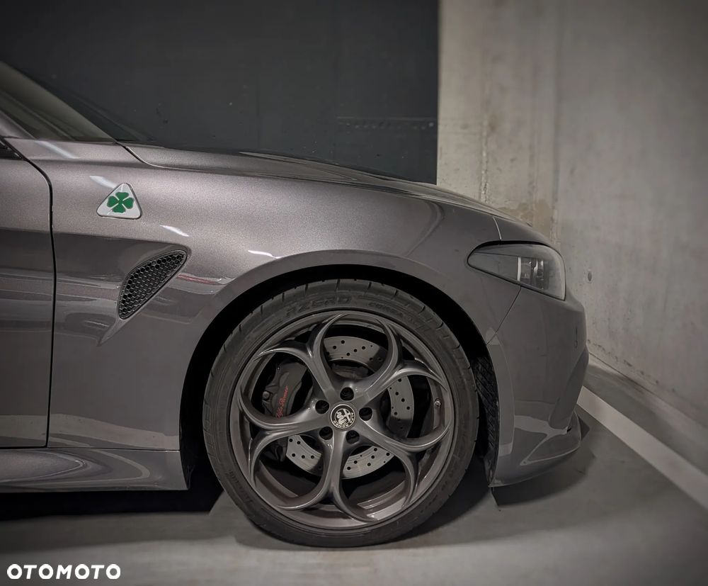 Alfa Romeo Giulia - 12