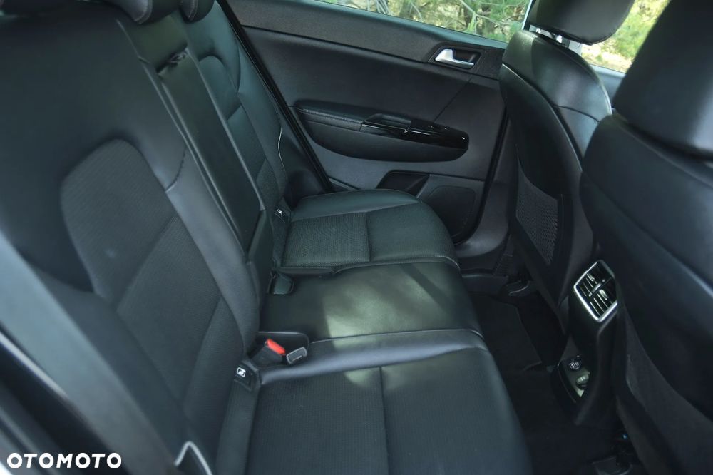 Kia Sportage 1.6 T-GDI 2WD DCT Black Edition - 23