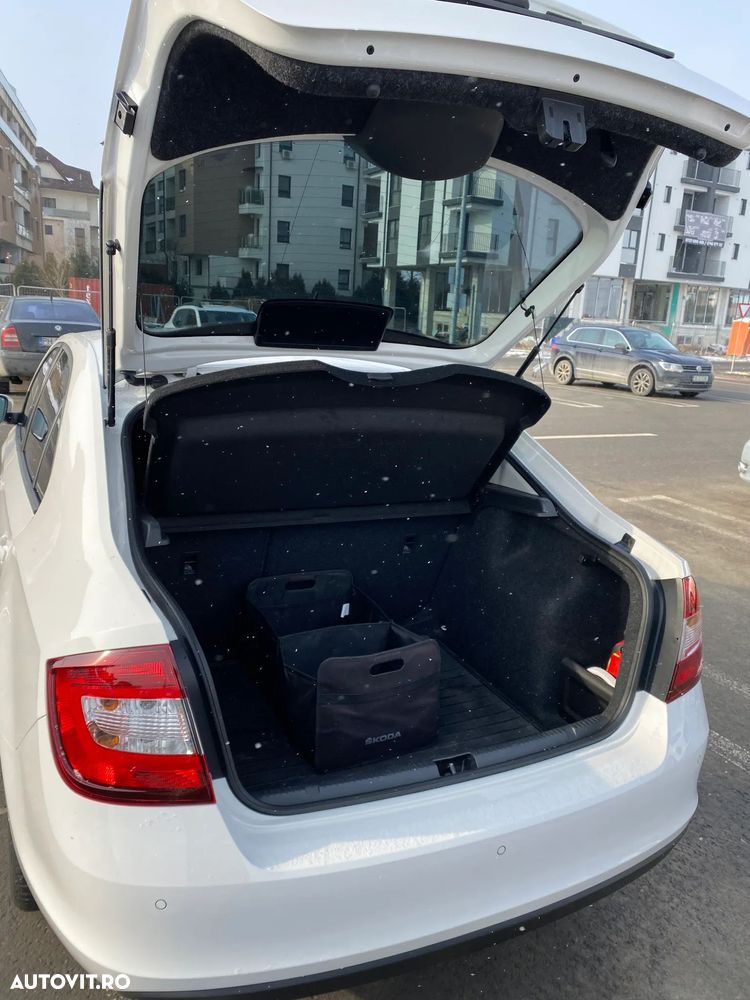 Skoda RAPID 1.0 TSI Avantaj - 11