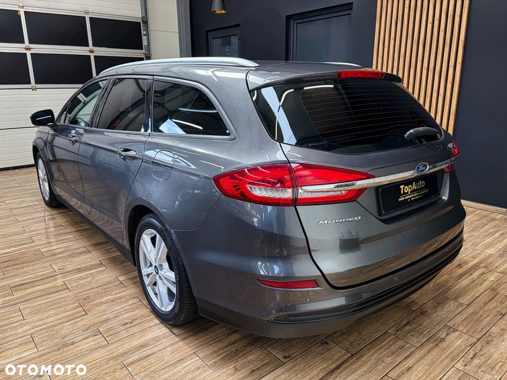 Ford Mondeo 2.0 TDCi Titanium PowerShift - 9